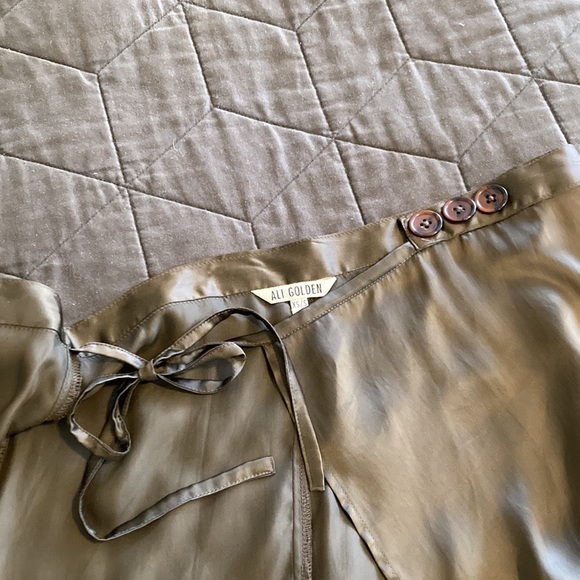 Ali Golden Wrap Skirt - Picture 5 of 7